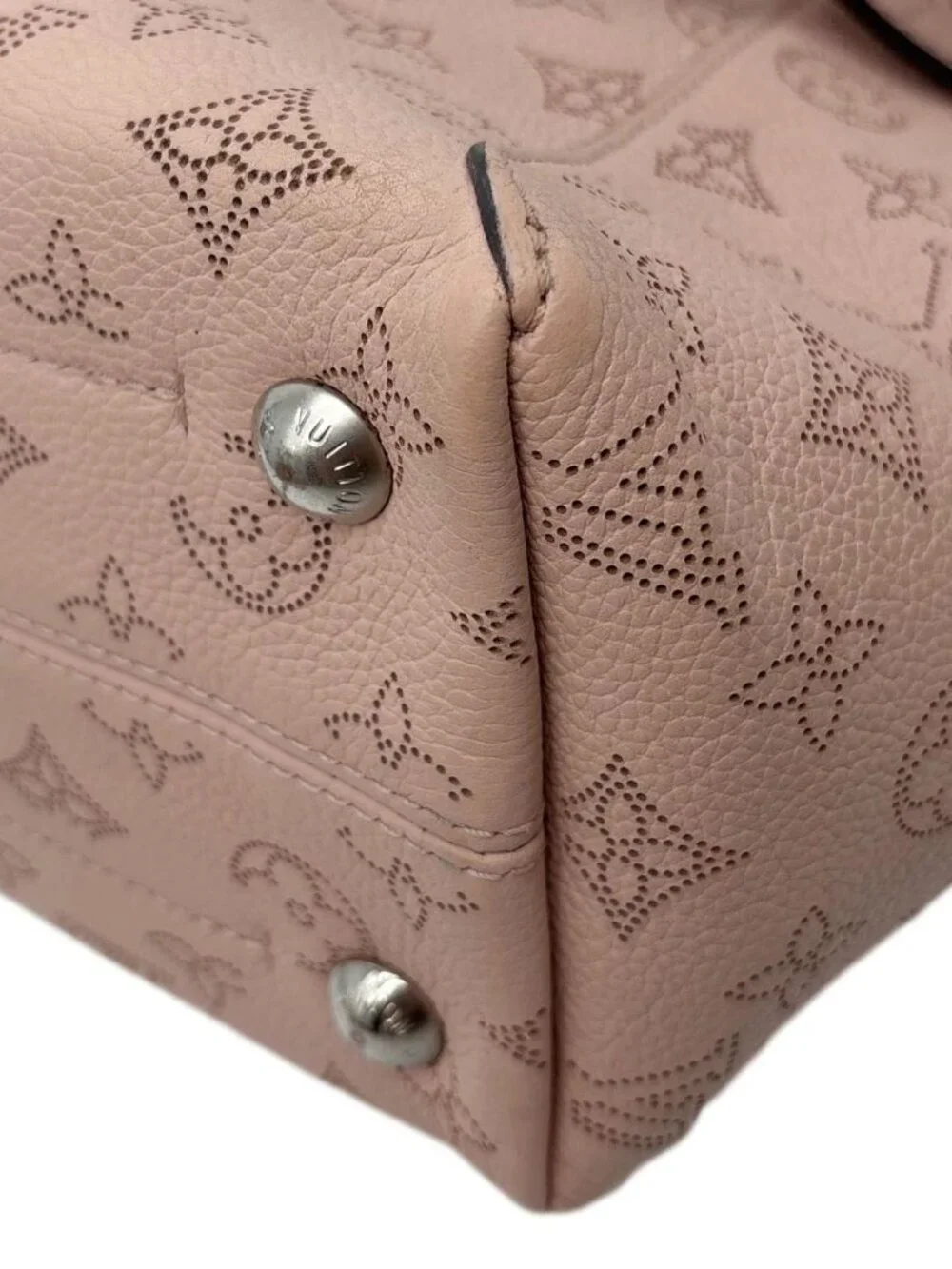 LOUIS VUITTON  Hina PM Mahina Leather Crossbody Bag Magnolia